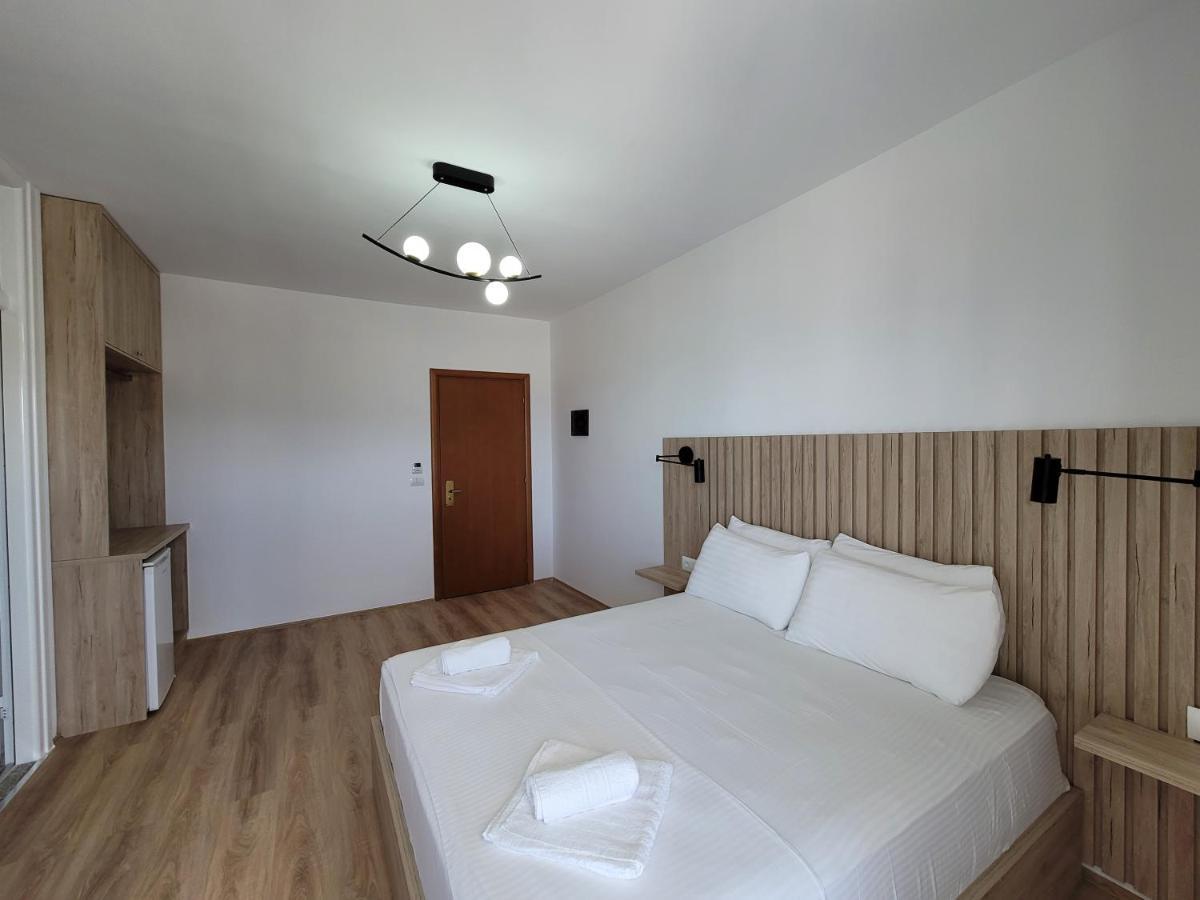 Sunlight Apartments Gjordeni Ksamil Exterior photo
